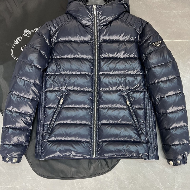 Pra*a down coat